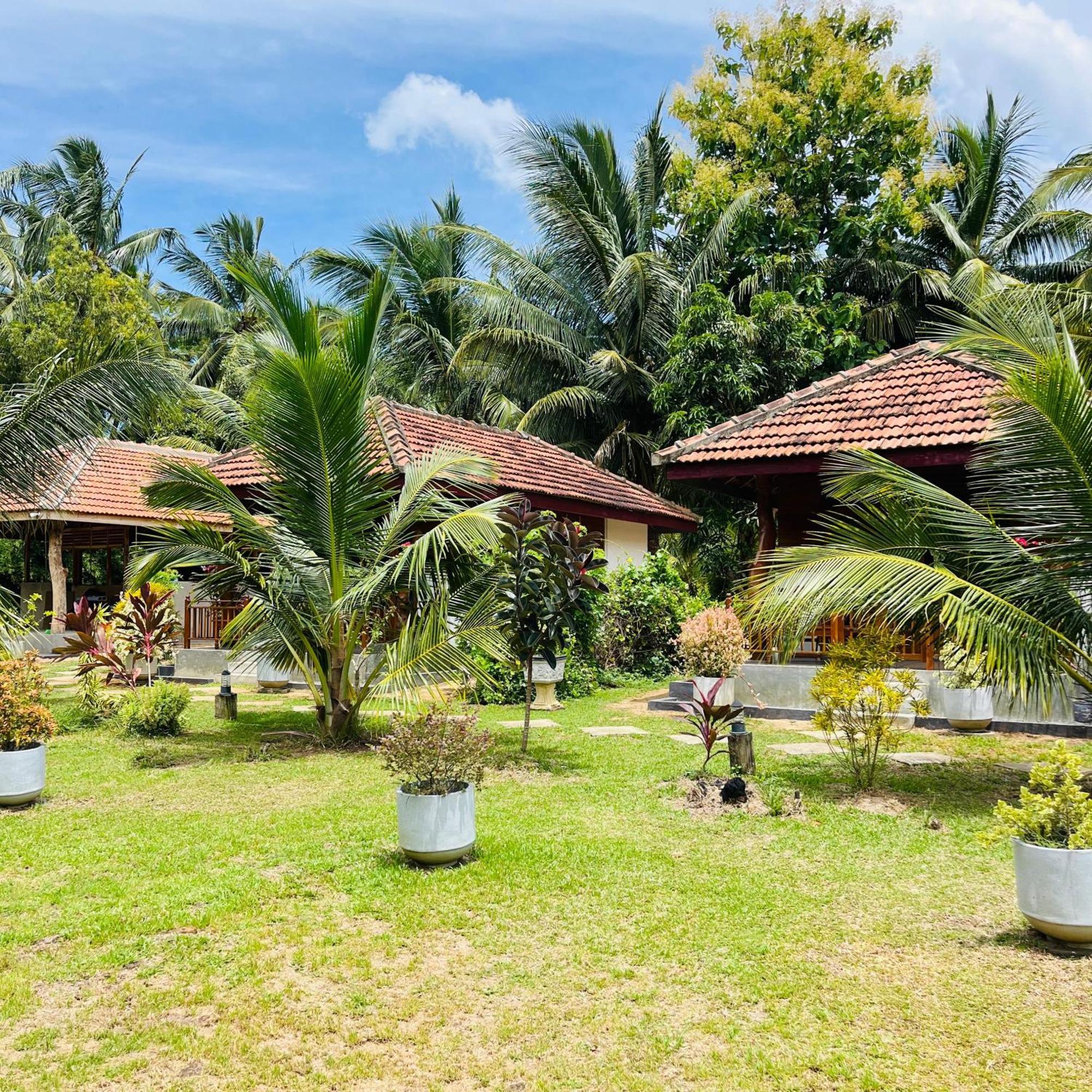 Hanguk Lanka Lagoon Villa Tangalle Exterior foto