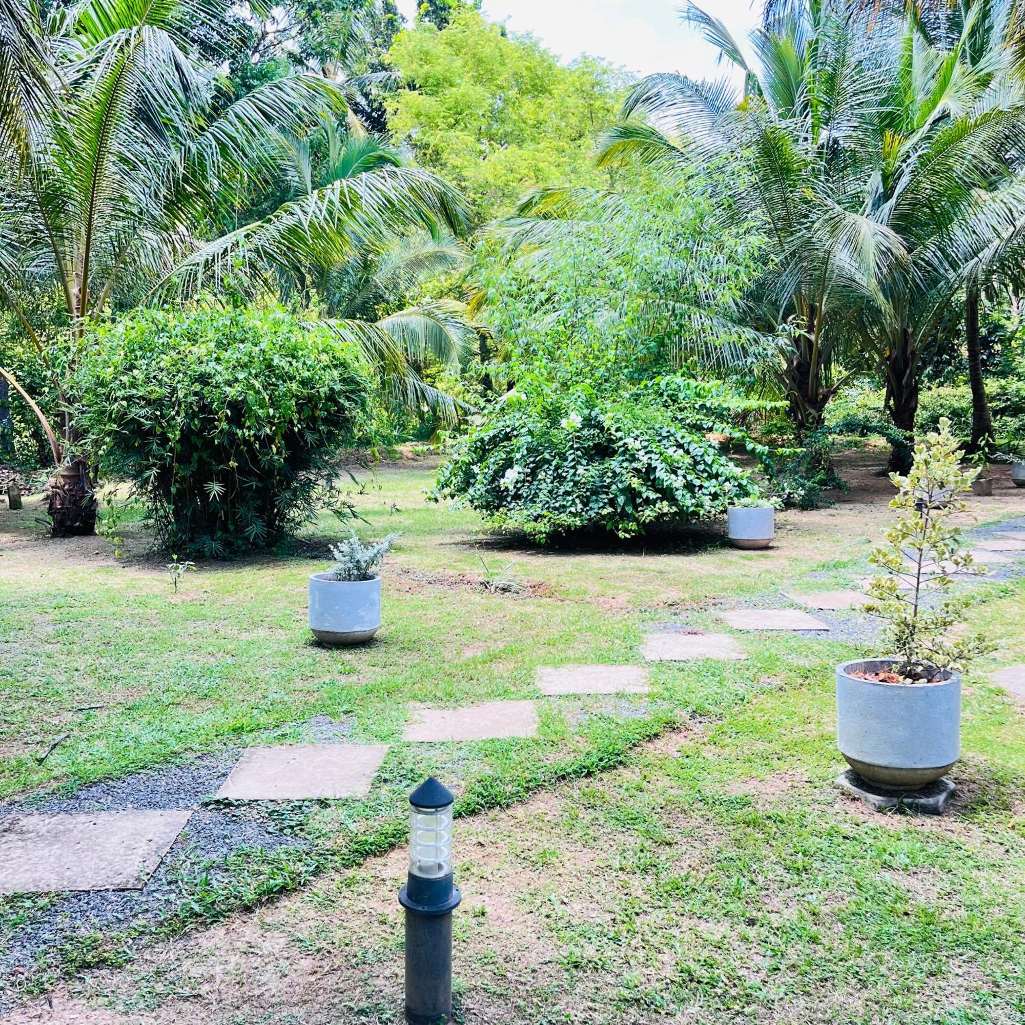 Hanguk Lanka Lagoon Villa Tangalle Exterior foto
