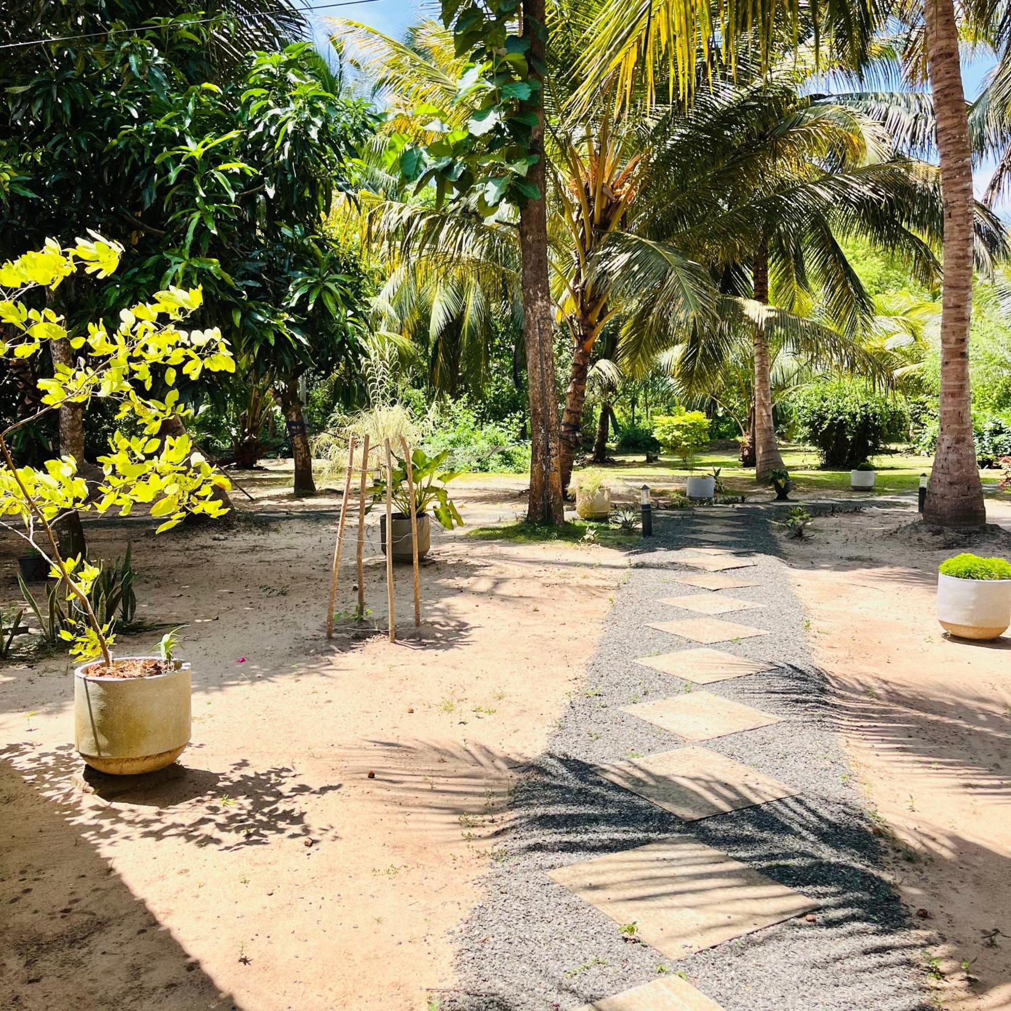 Hanguk Lanka Lagoon Villa Tangalle Exterior foto