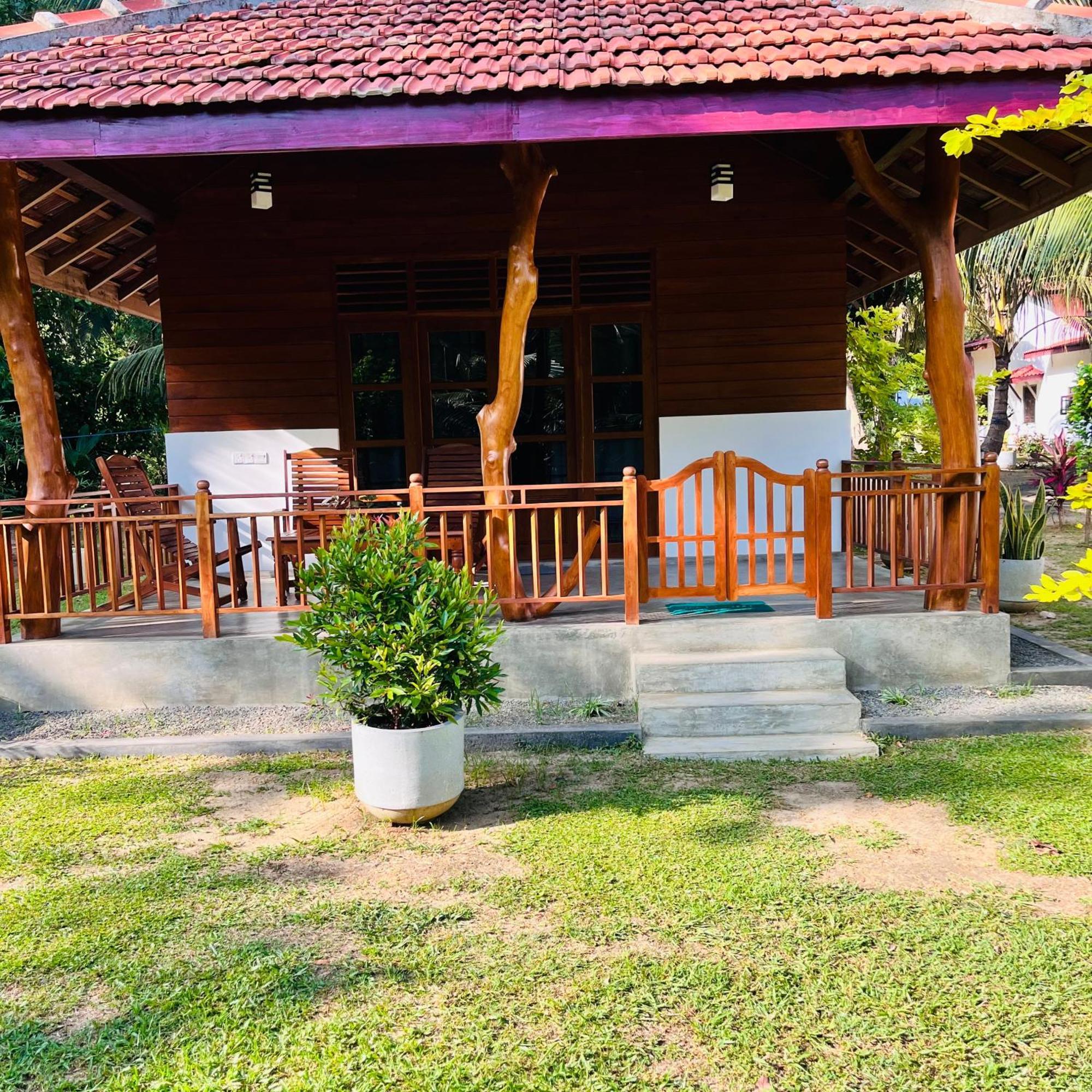 Hanguk Lanka Lagoon Villa Tangalle Exterior foto