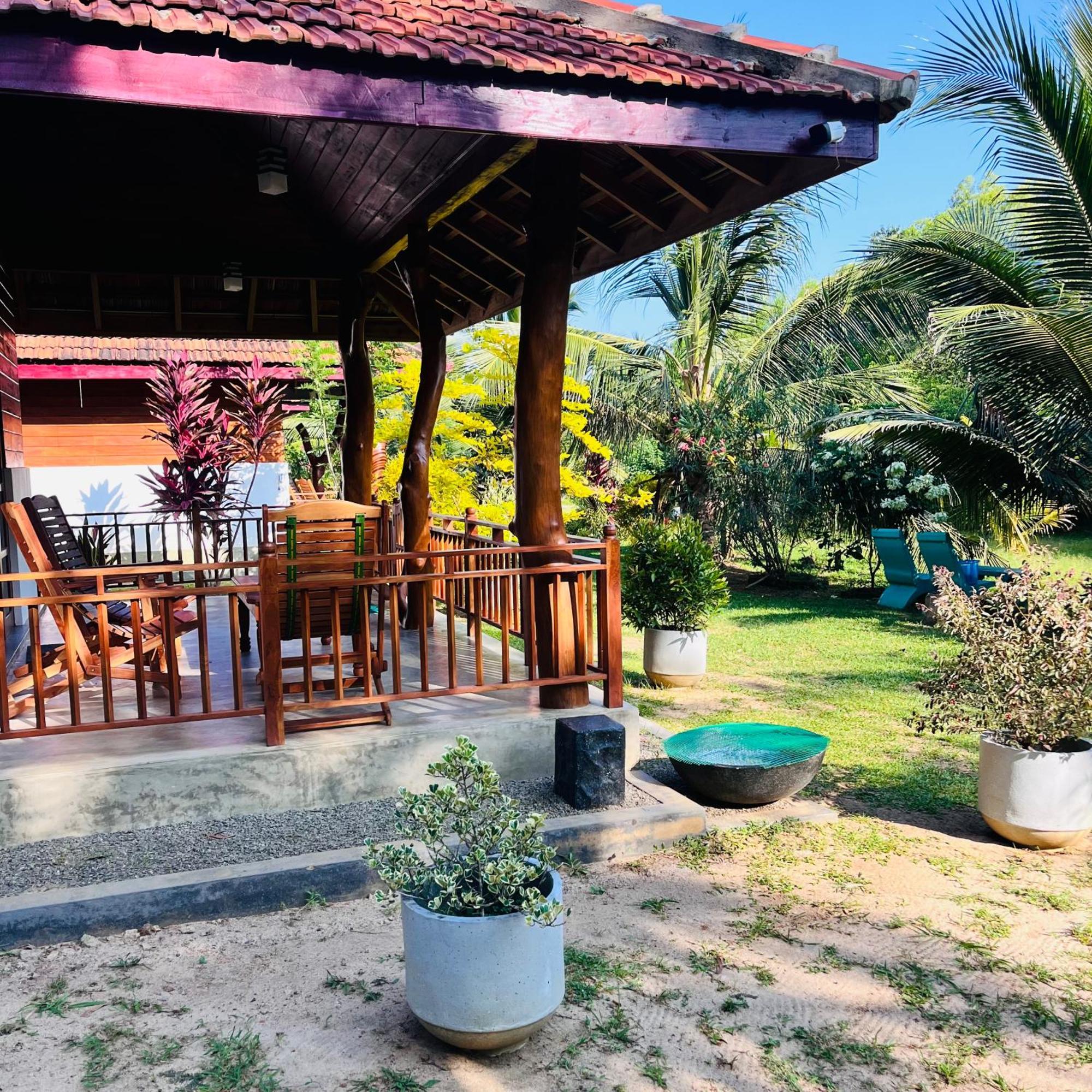 Hanguk Lanka Lagoon Villa Tangalle Exterior foto