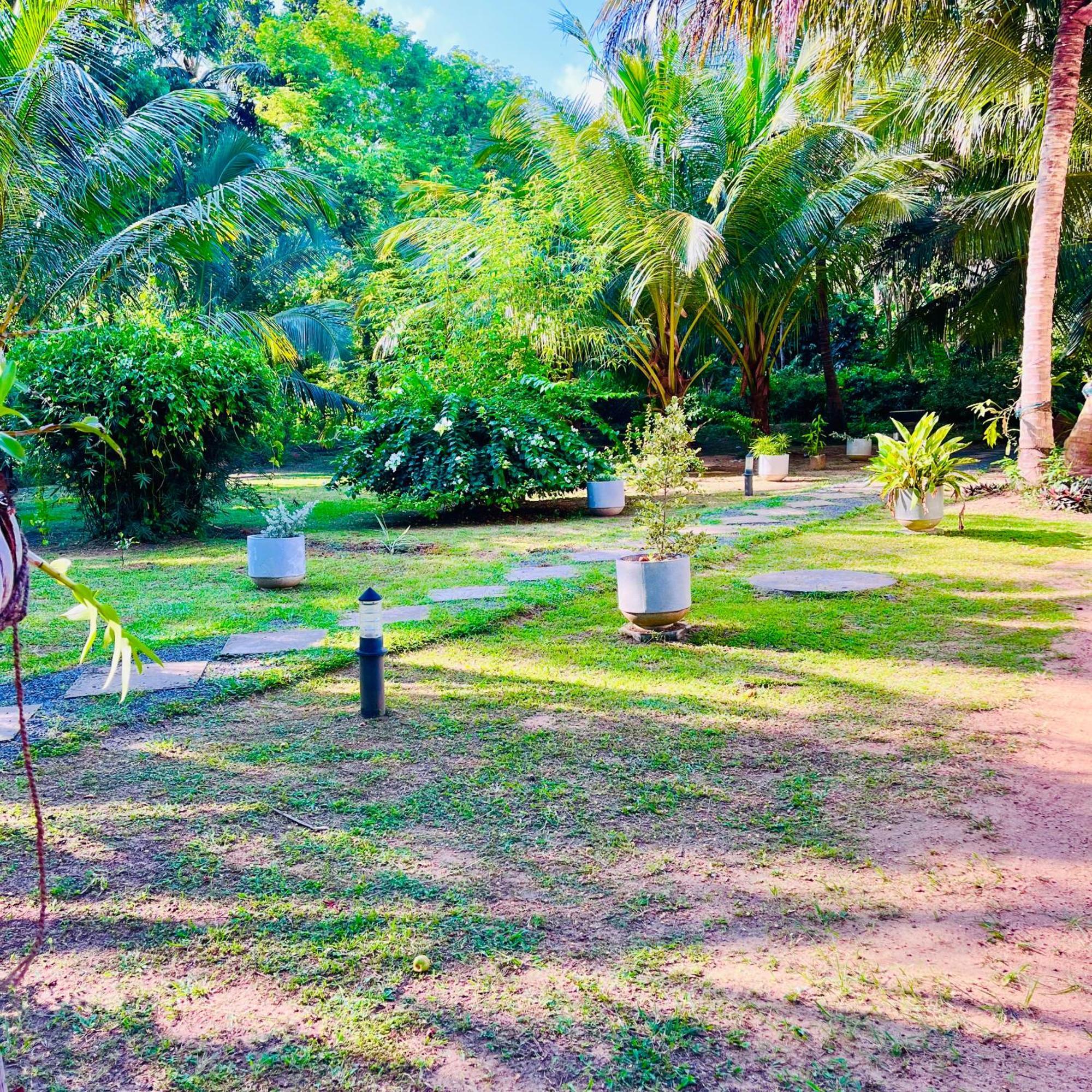 Hanguk Lanka Lagoon Villa Tangalle Exterior foto
